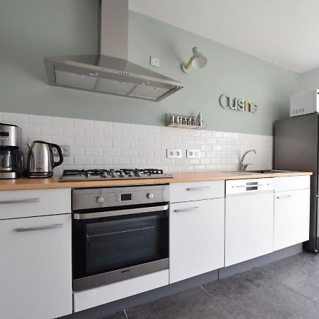 Modern Holiday Home In Bastogne With Fenced Garden エクステリア 写真