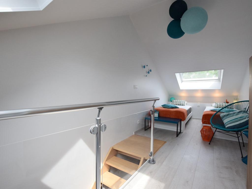 Modern Holiday Home In Bastogne With Fenced Garden エクステリア 写真